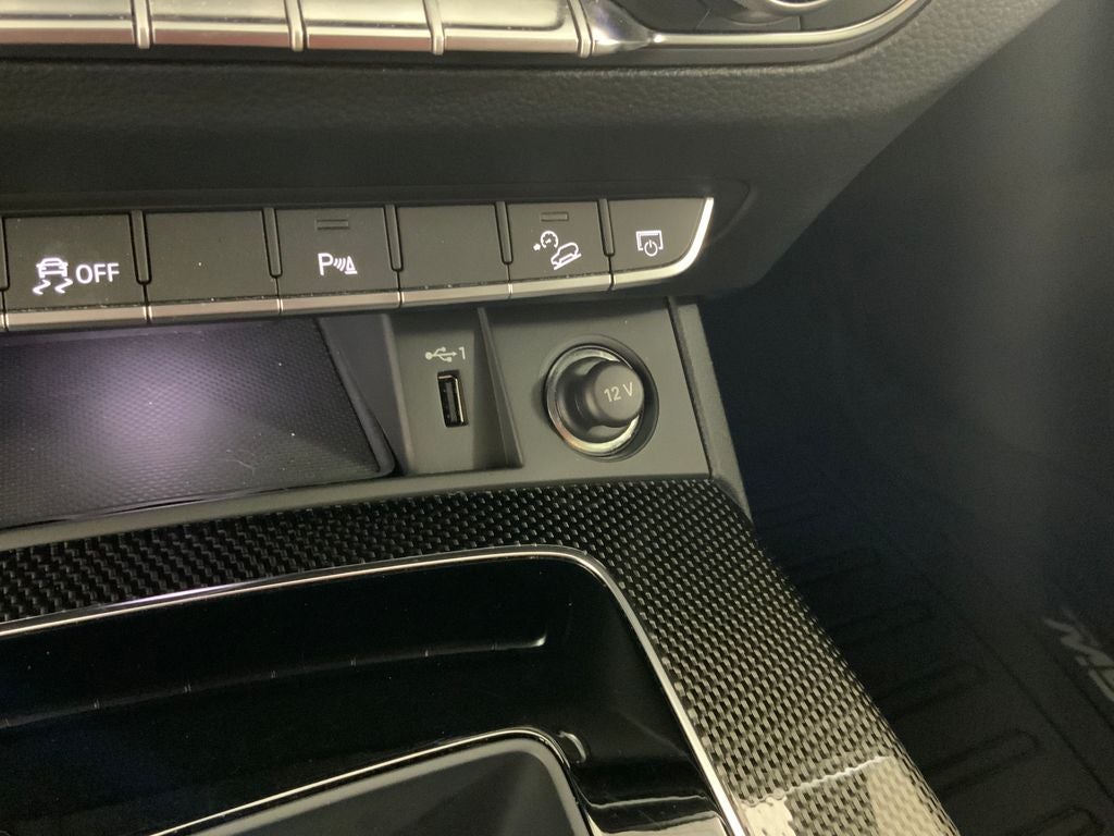 2022 Audi SQ5 Premium - Photo 28