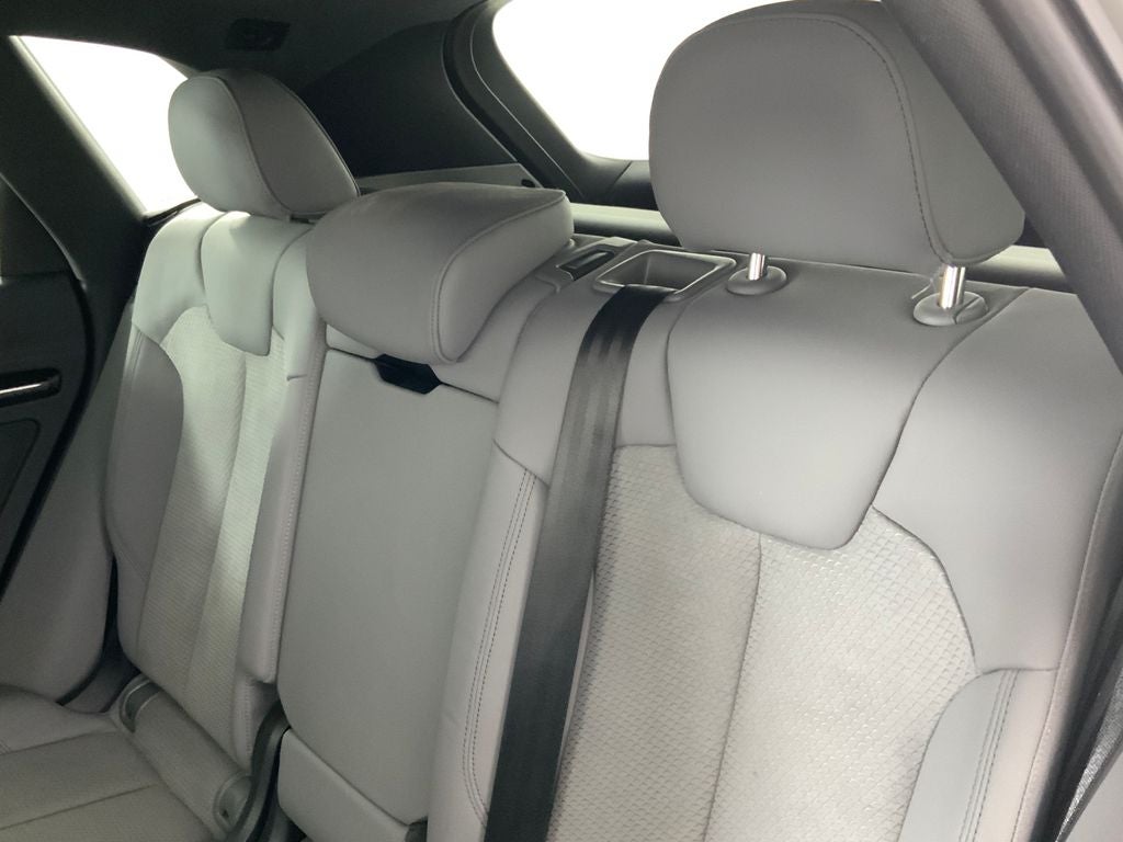 2022 Audi SQ5 Premium - Photo 35