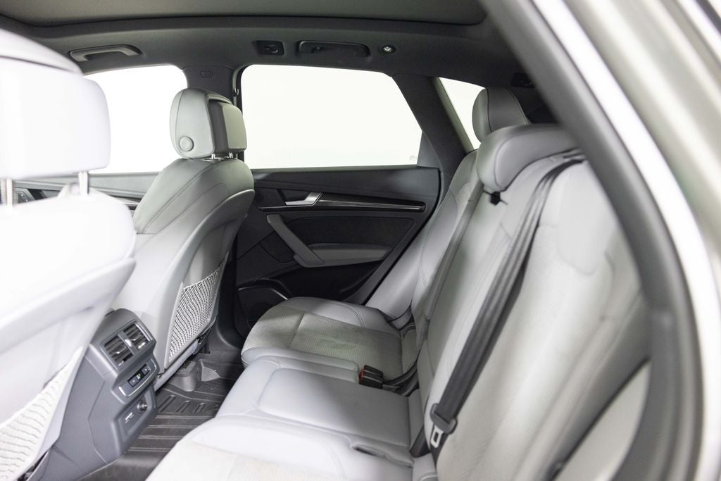 2022 Audi SQ5 Premium - Photo 38