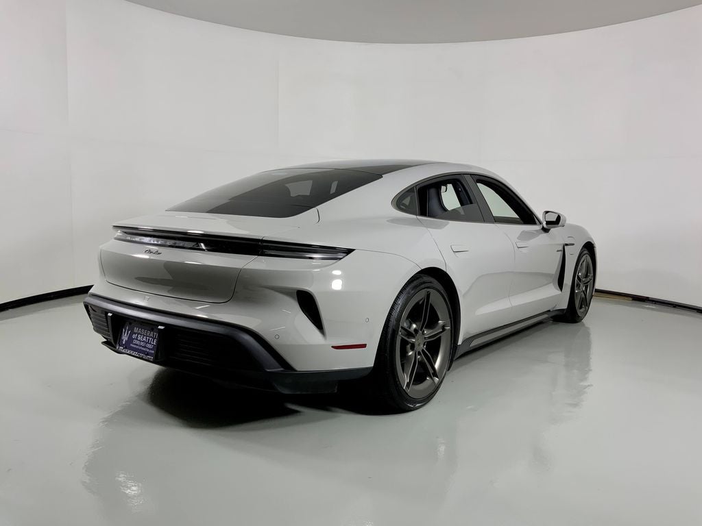 2025 Porsche Taycan Turbo