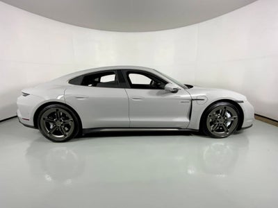 2025 Porsche Taycan Turbo