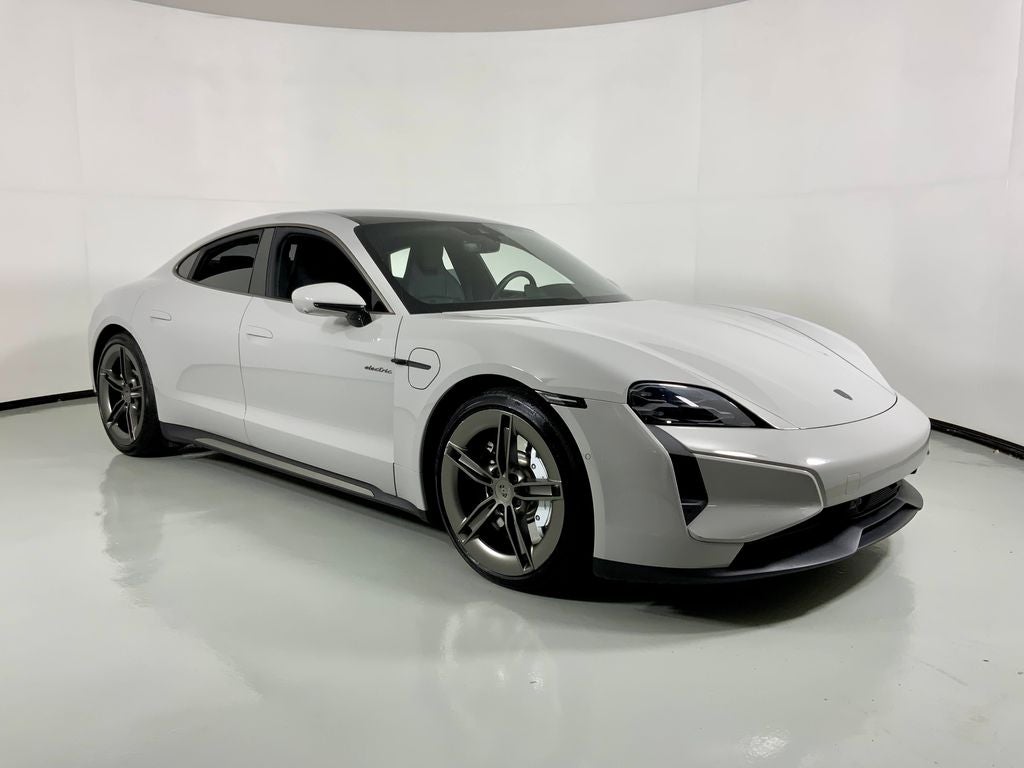 2025 Porsche Taycan Turbo