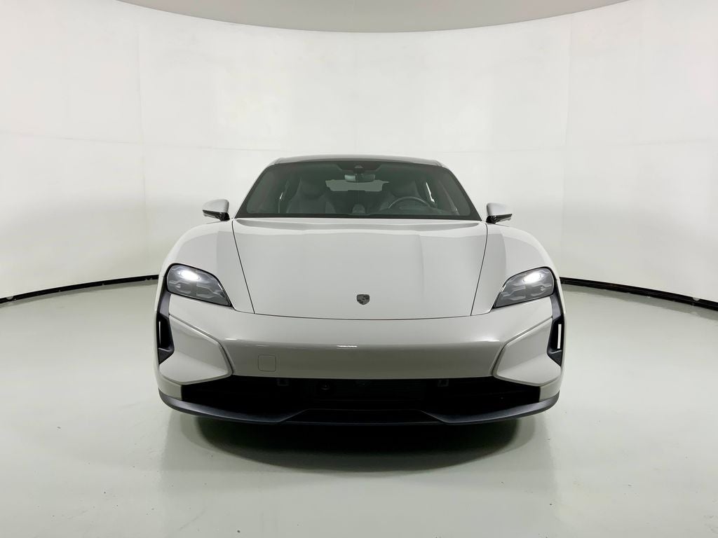 2025 Porsche Taycan Turbo