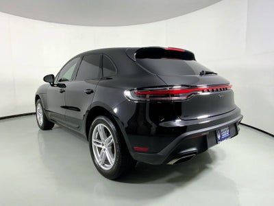 2022 Porsche Macan AWD