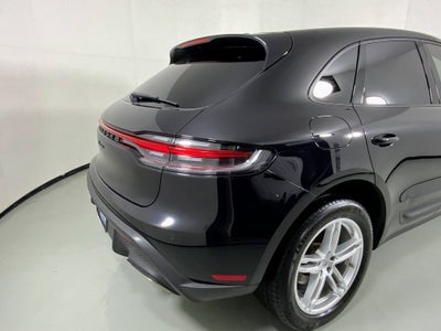 2022 Porsche Macan AWD