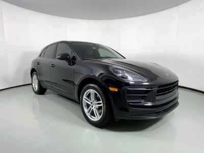 2022 Porsche Macan AWD