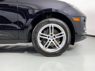 2022 Porsche Macan AWD