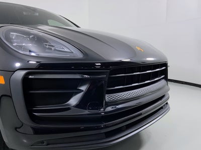2022 Porsche Macan AWD