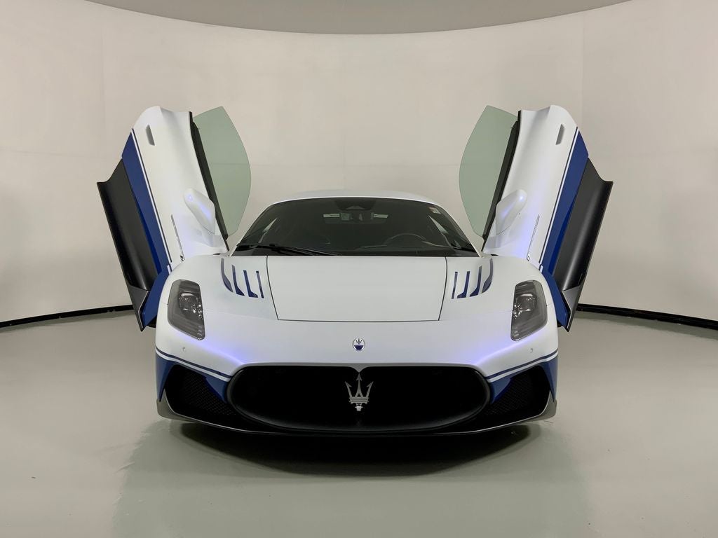 2025 Maserati MC20 
