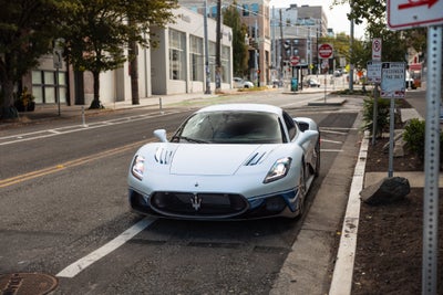 2025 Maserati MC20 Icona