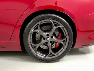 2022 Alfa Romeo Giulia Quadrifoglio