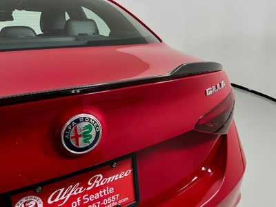 2022 Alfa Romeo Giulia Quadrifoglio