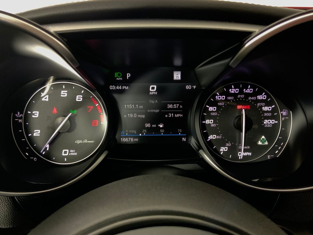 2022 Alfa Romeo Giulia Quadrifoglio