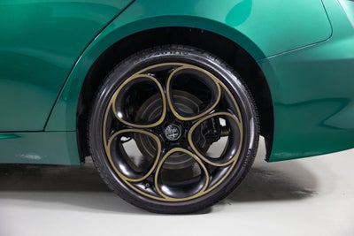 2025 Alfa Romeo Giulia Intensa