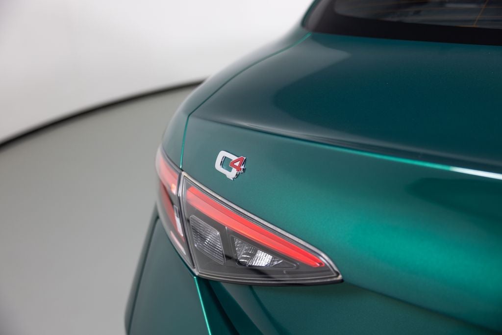 2025 Alfa Romeo Giulia Intensa
