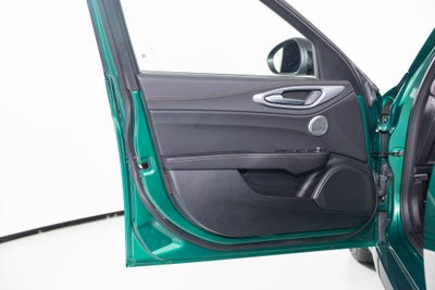 2025 Alfa Romeo Giulia Intensa