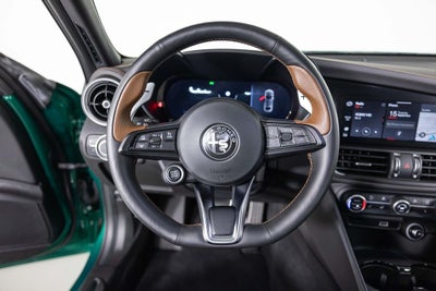 2025 Alfa Romeo Giulia Intensa
