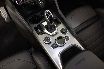 2025 Alfa Romeo Giulia Intensa