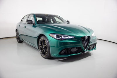2025 Alfa Romeo Giulia Intensa