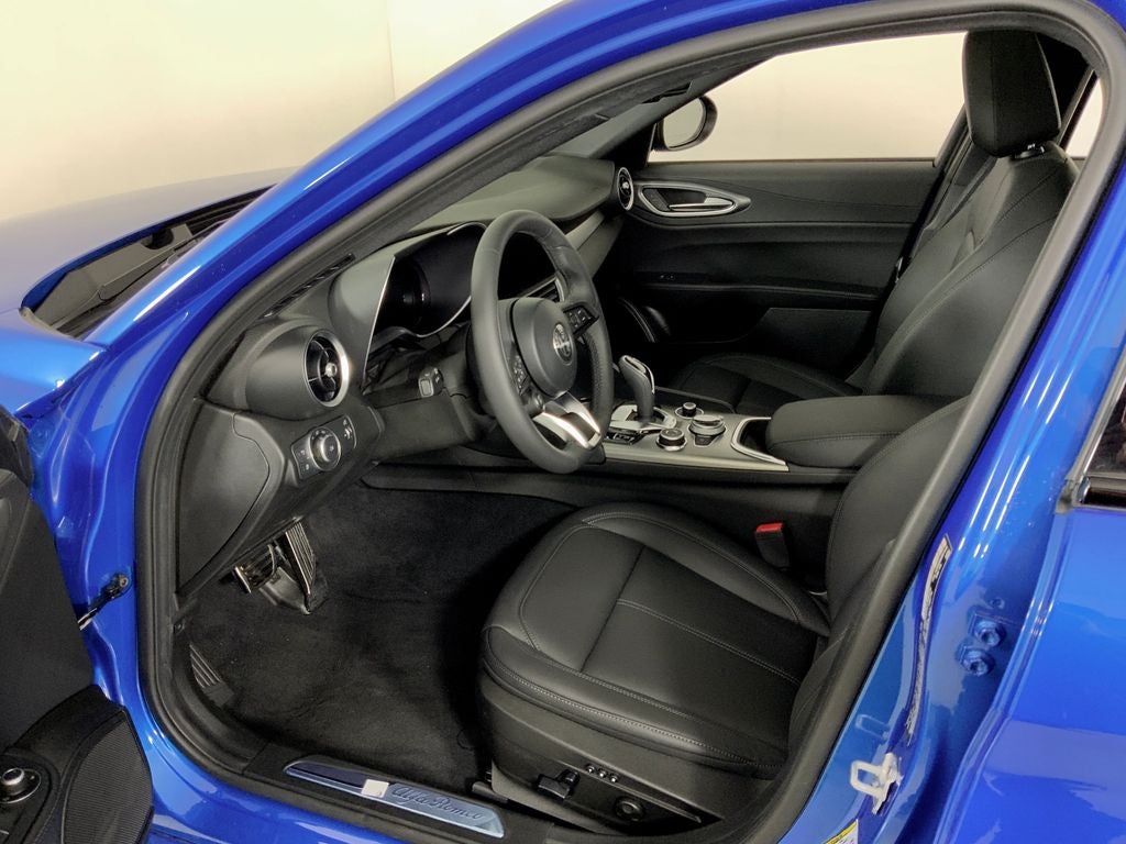 2026 Alfa Romeo Giulia Base