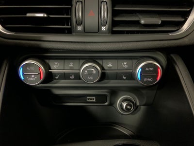 2026 Alfa Romeo Giulia Base