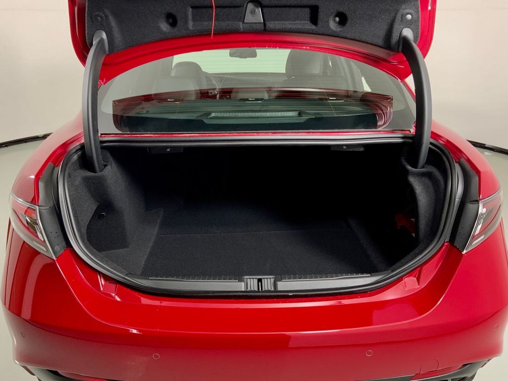 2026 Alfa Romeo Giulia Base