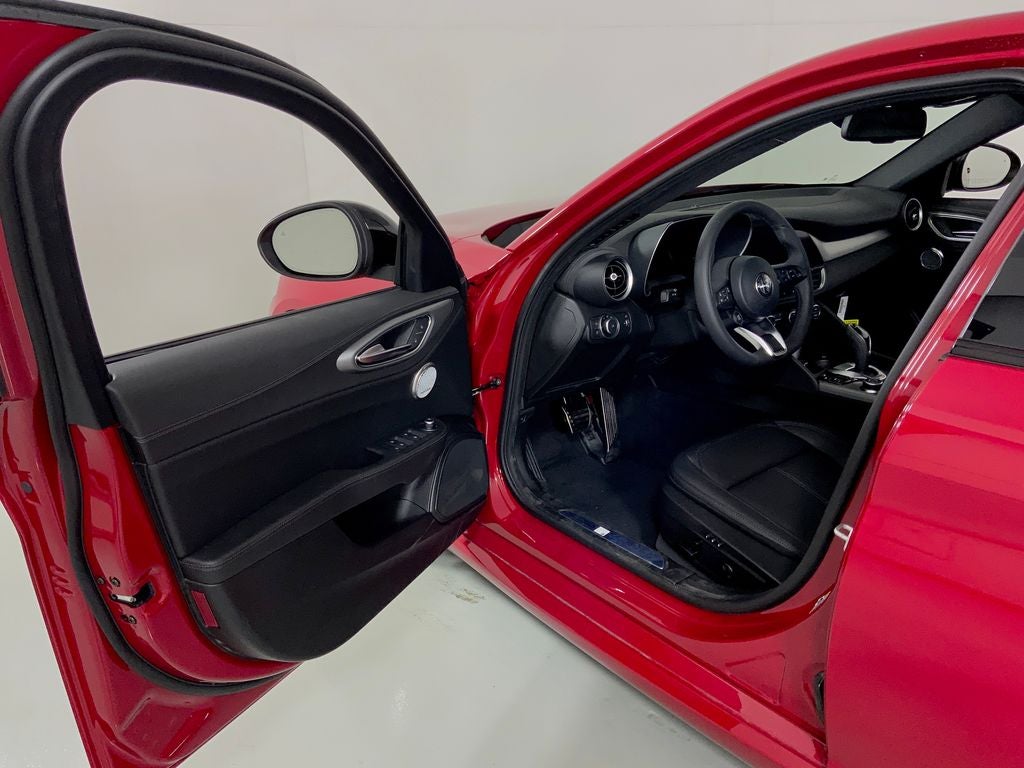 2026 Alfa Romeo Giulia Base