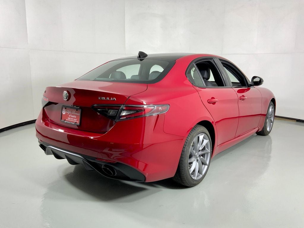 2026 Alfa Romeo Giulia Base