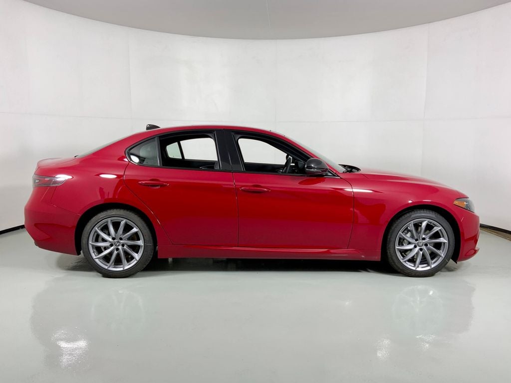 2026 Alfa Romeo Giulia Base