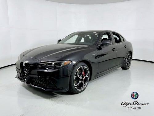 2026 Alfa Romeo Giulia Base