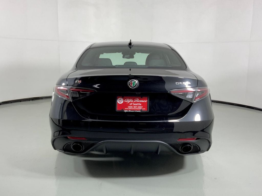 2026 Alfa Romeo Giulia Base