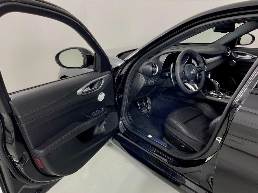 2026 Alfa Romeo Giulia Base