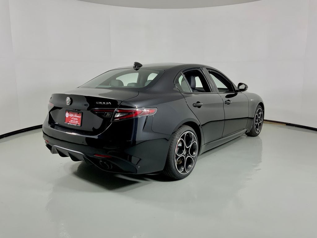 2026 Alfa Romeo Giulia Base