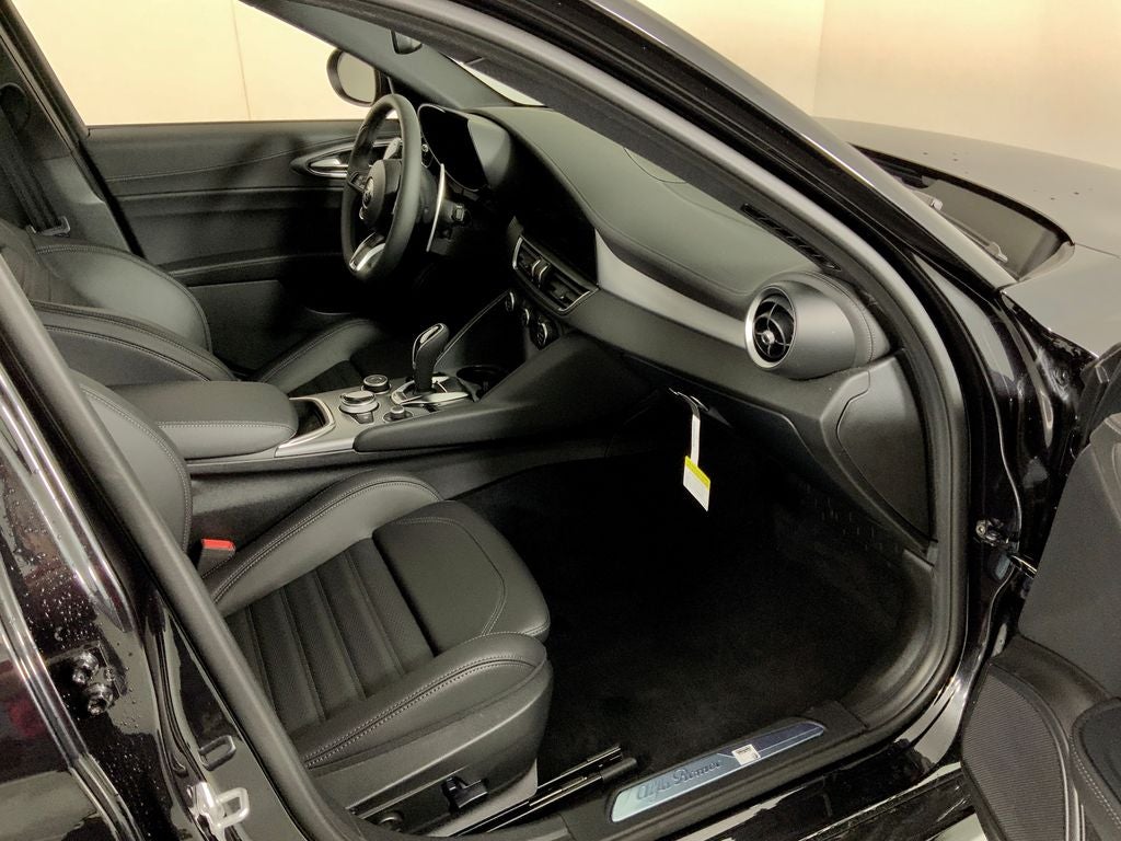 2026 Alfa Romeo Giulia Base