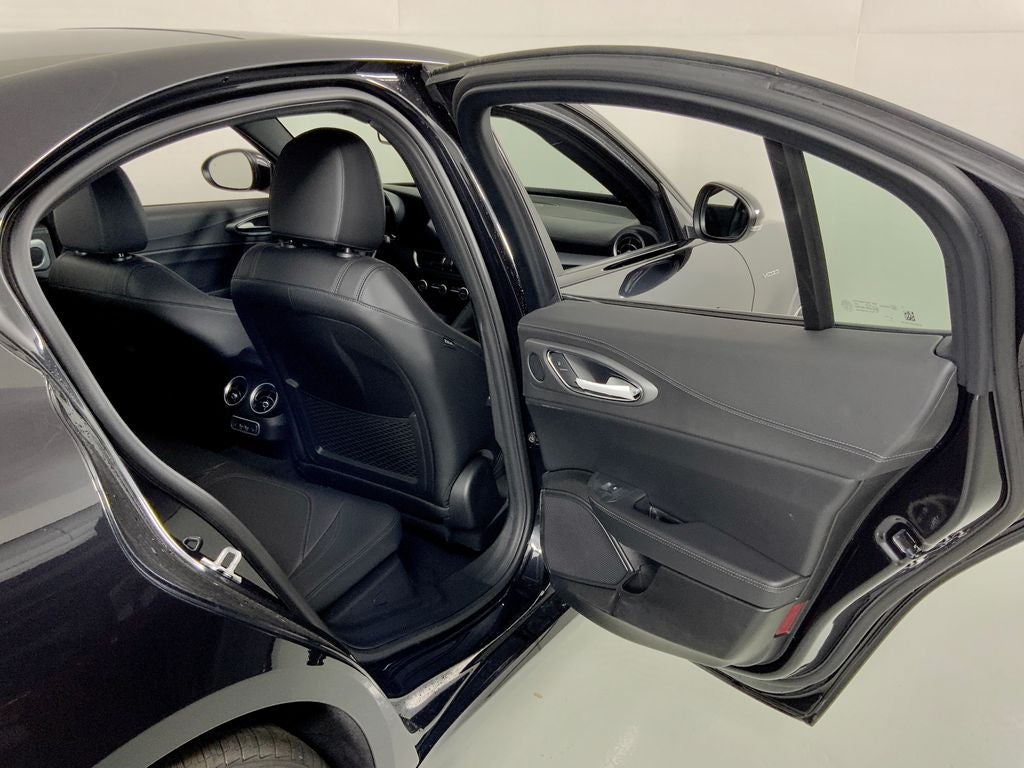 2026 Alfa Romeo Giulia Base