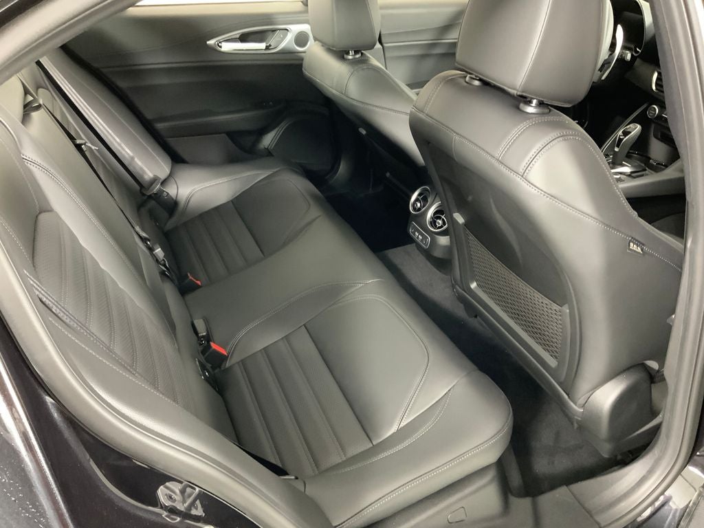 2026 Alfa Romeo Giulia Base