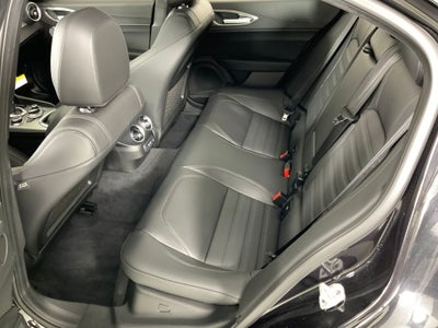 2026 Alfa Romeo Giulia Base