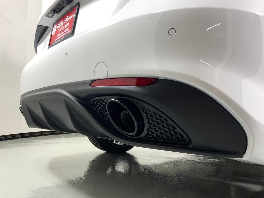 2026 Alfa Romeo Giulia Veloce