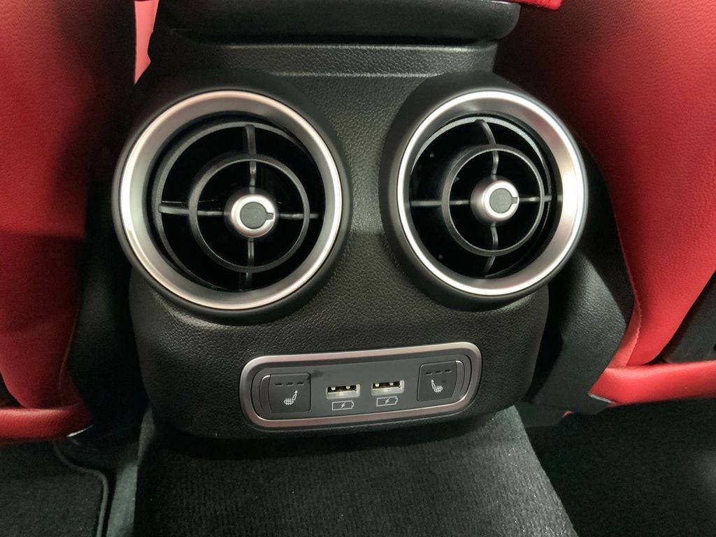 2026 Alfa Romeo Giulia Veloce