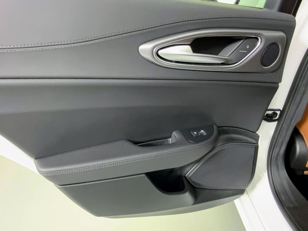 2024 Alfa Romeo Giulia Ti