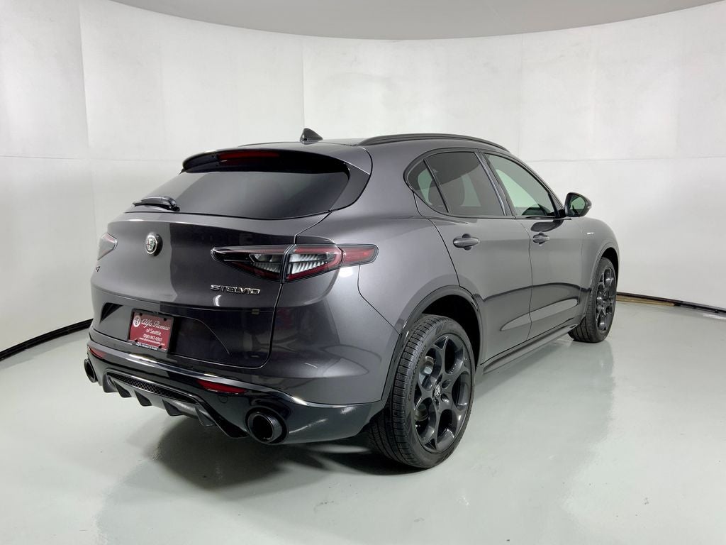 2025 Alfa Romeo Stelvio AWD