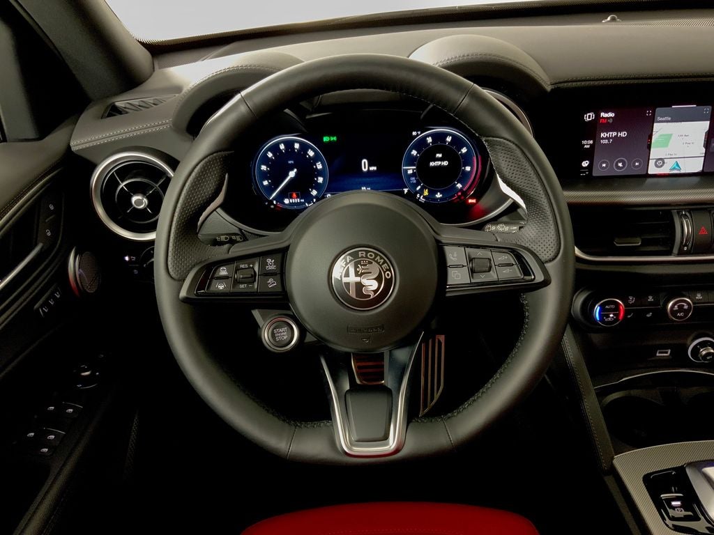2025 Alfa Romeo Stelvio AWD
