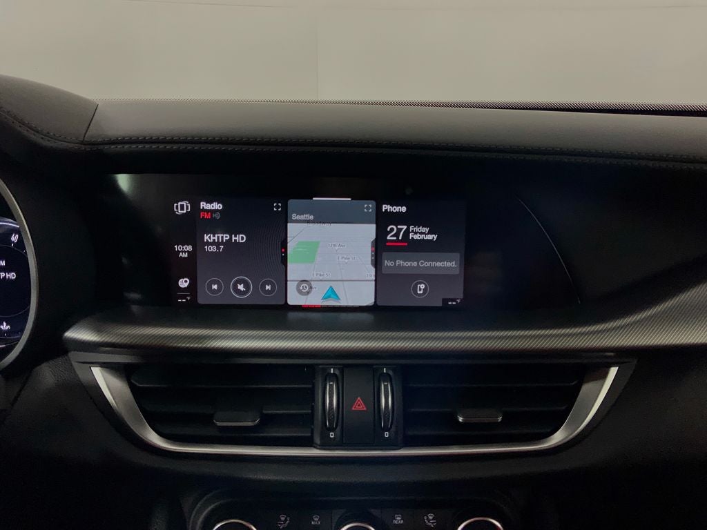 2025 Alfa Romeo Stelvio AWD