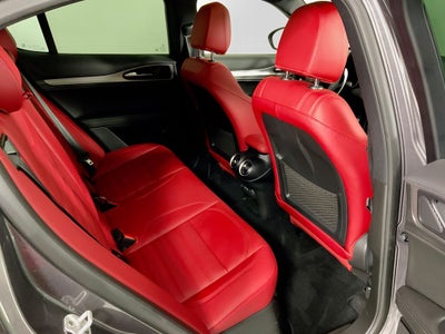 2025 Alfa Romeo Stelvio AWD