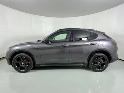 2025 Alfa Romeo Stelvio AWD