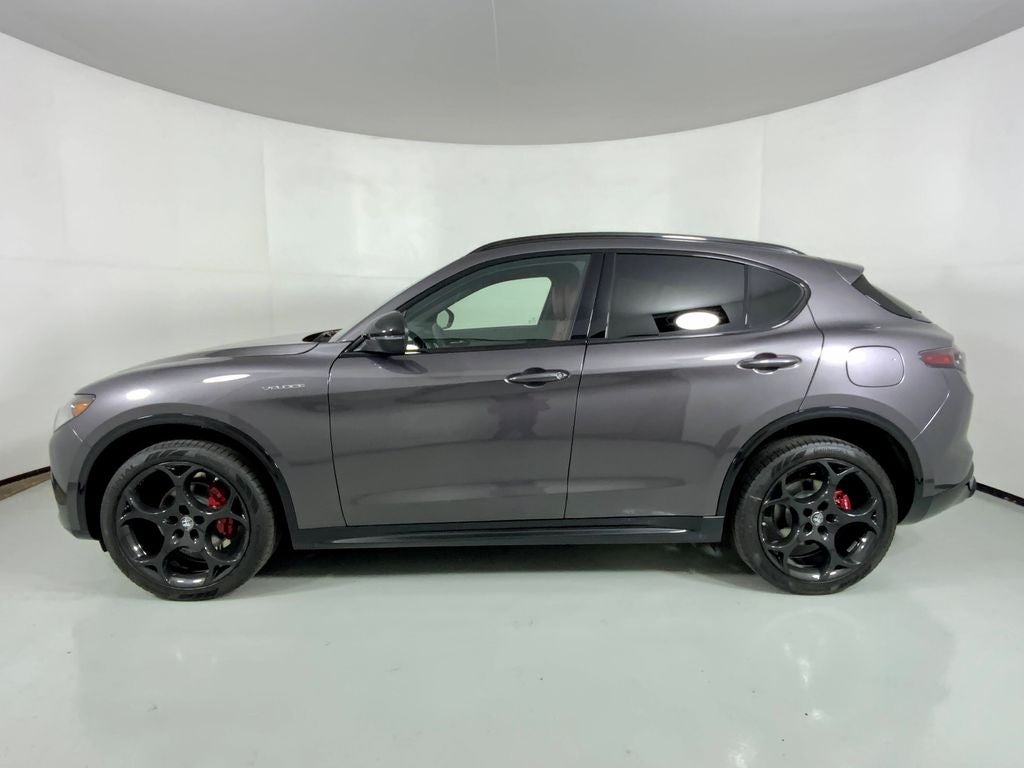 2025 Alfa Romeo Stelvio AWD
