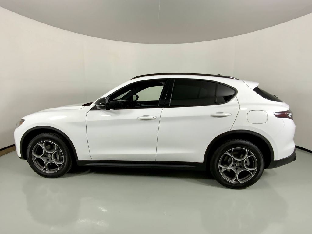 2026 Alfa Romeo Stelvio Sprint