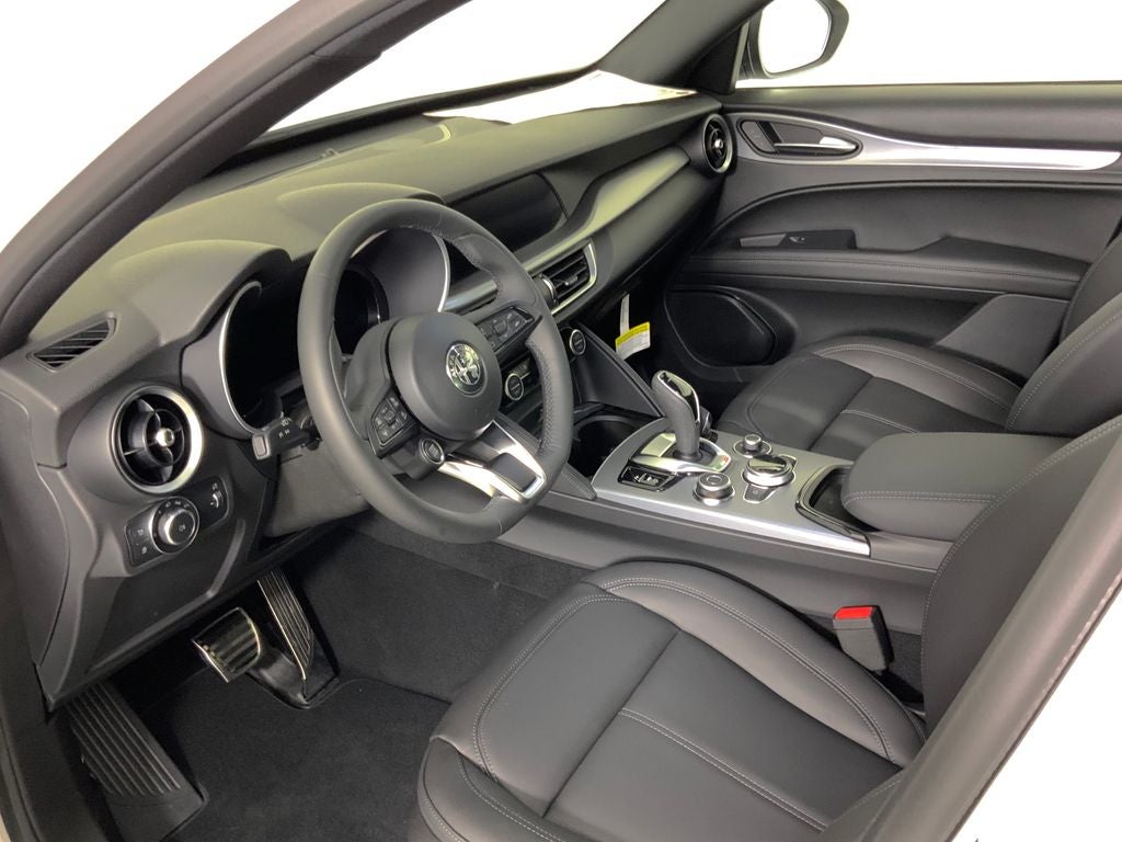 2026 Alfa Romeo Stelvio Sprint