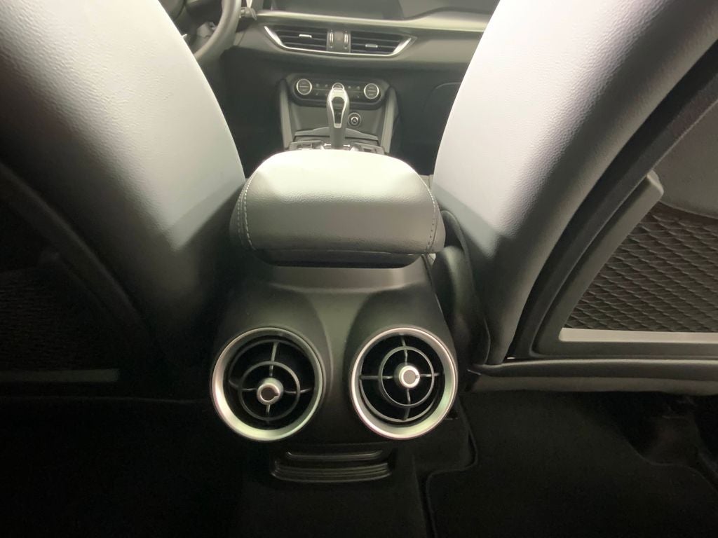 2026 Alfa Romeo Stelvio Sprint