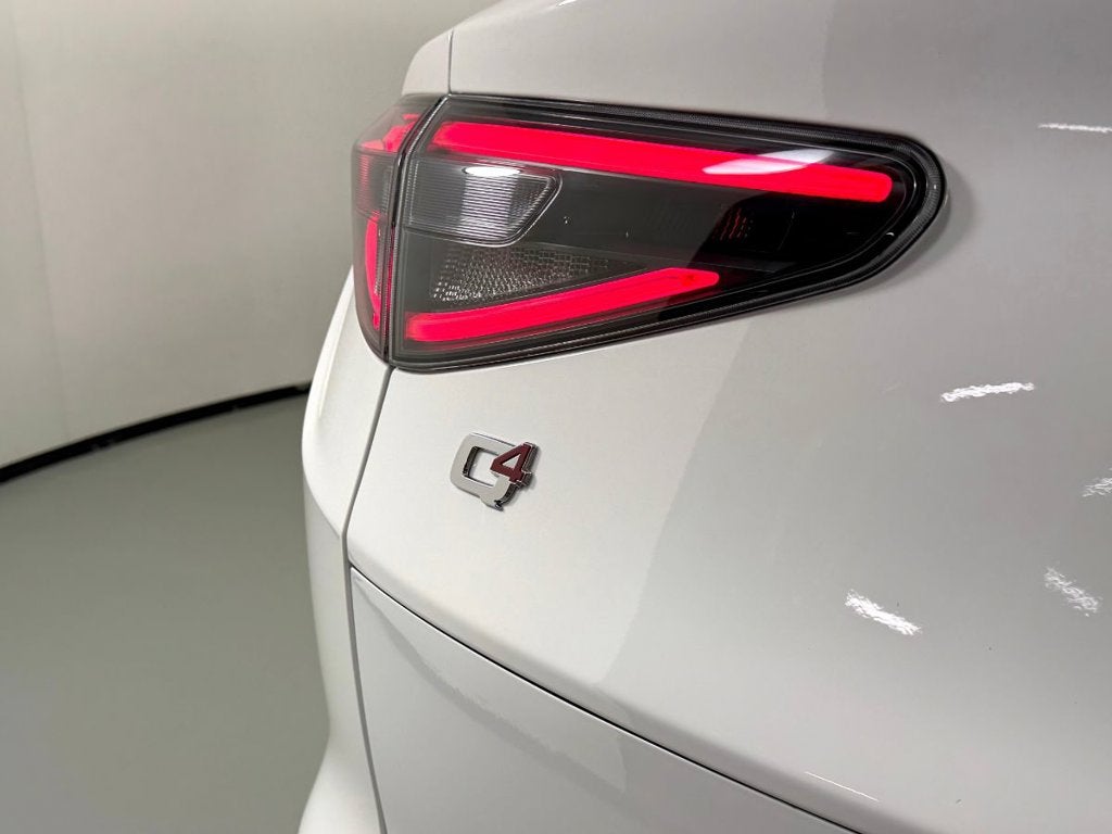 2026 Alfa Romeo Stelvio AWD